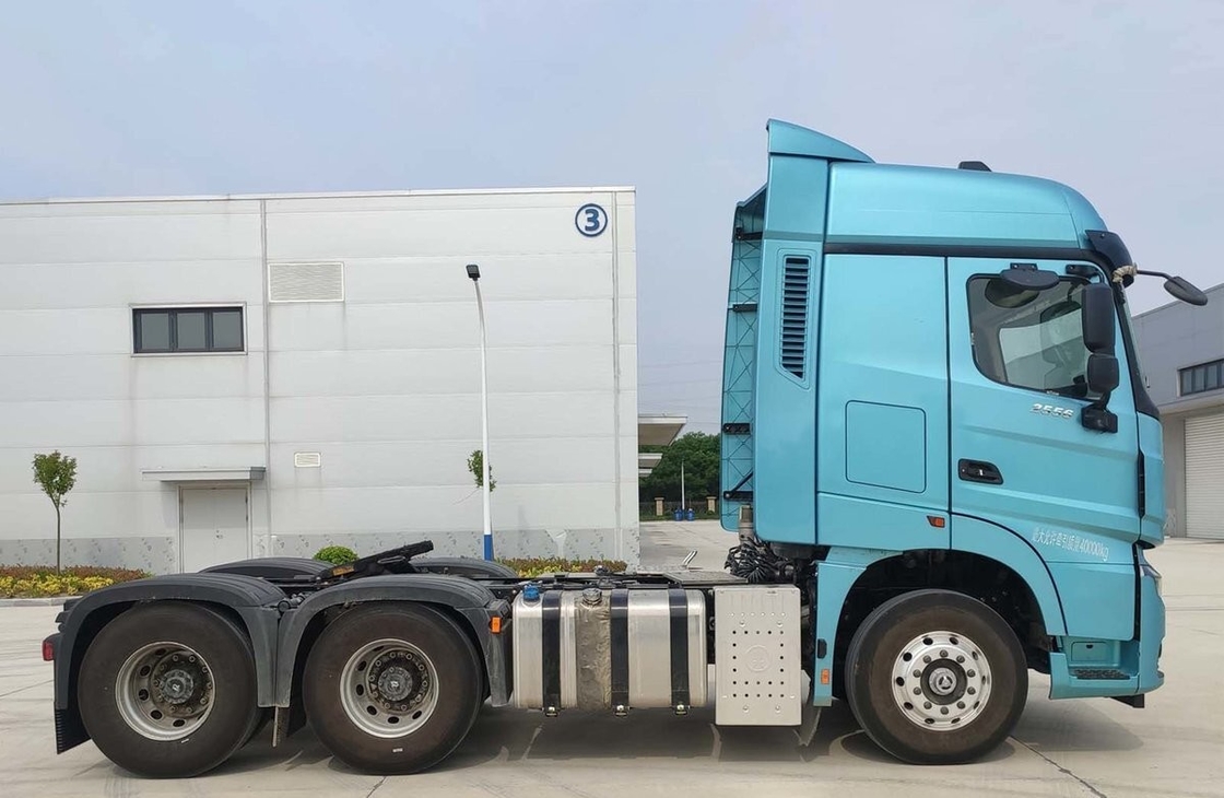 Zf Gearbox Amt 560hp Χρησιμοποιούμενα φορτηγά πετρελαίου βενζίνης Beiben Κεφαλή άλογου 6*4 Τρόπος κίνησης 3 άξονες