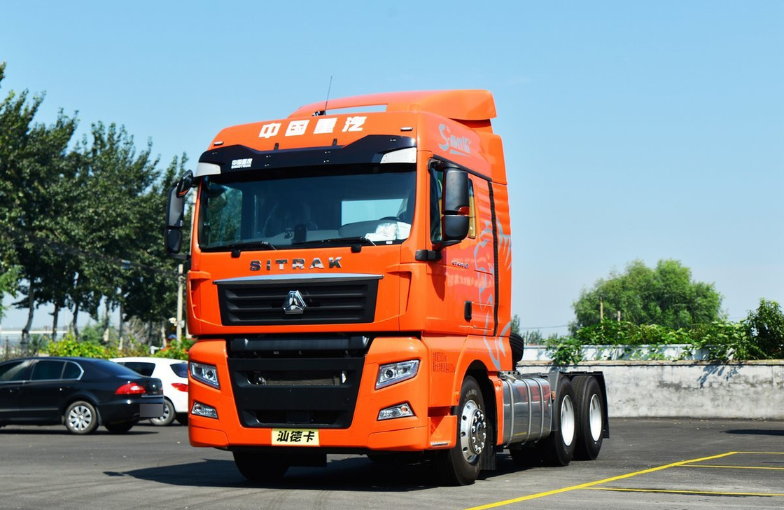 Τρακτέρ 6*4 βαρύ φορτηγό Sinotruck SITRAK G7 υψηλή οροφή 480hp AMT φύλλο άνοιγμα
