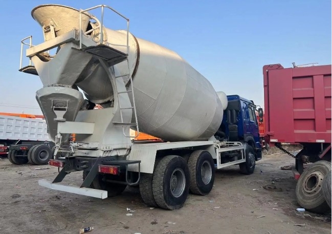 Κατώτατη τιμή Μείγμα 10 τροχών HOWO 6X4 8cbm 9cbm 371HP Μείγμα σκυροδέματος