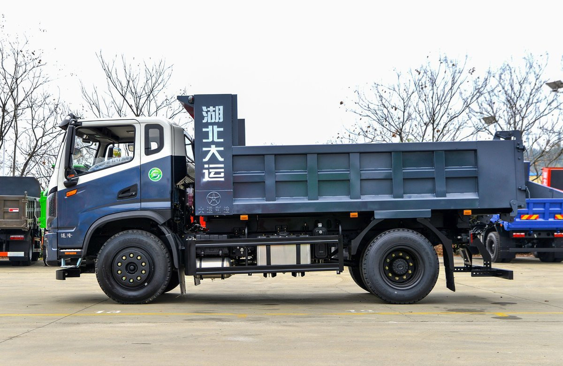 Καμιόνι για πώληση Yuchai Μηχανή 180hp Dayun 4 * 2 Tipper 6 ελαστικά Καμπίνα Standard