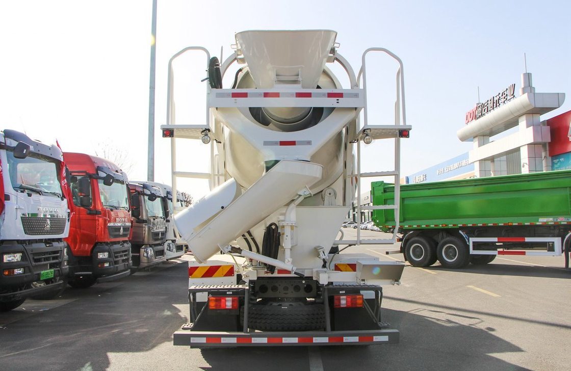 Μίνι Μικροσυσκευαστή Χόου 4×2 Weichai Μηχανή 220hp 4 κυβικά μονό άξονα 6 ελαστικά