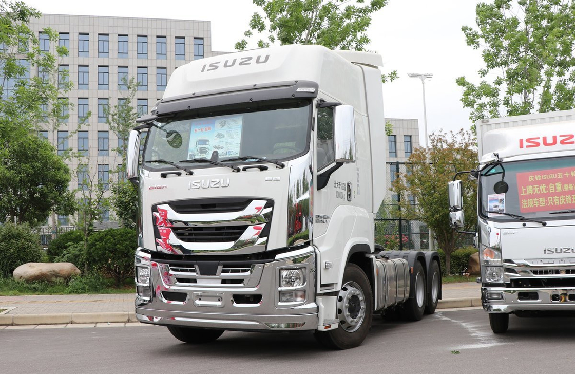 Τρακτέρ Φορτηγό τιμή Εμπορίου ZF Gearbox αυτόματο 6×4 ISUZU Trailer Head 520hp High Roof Cab