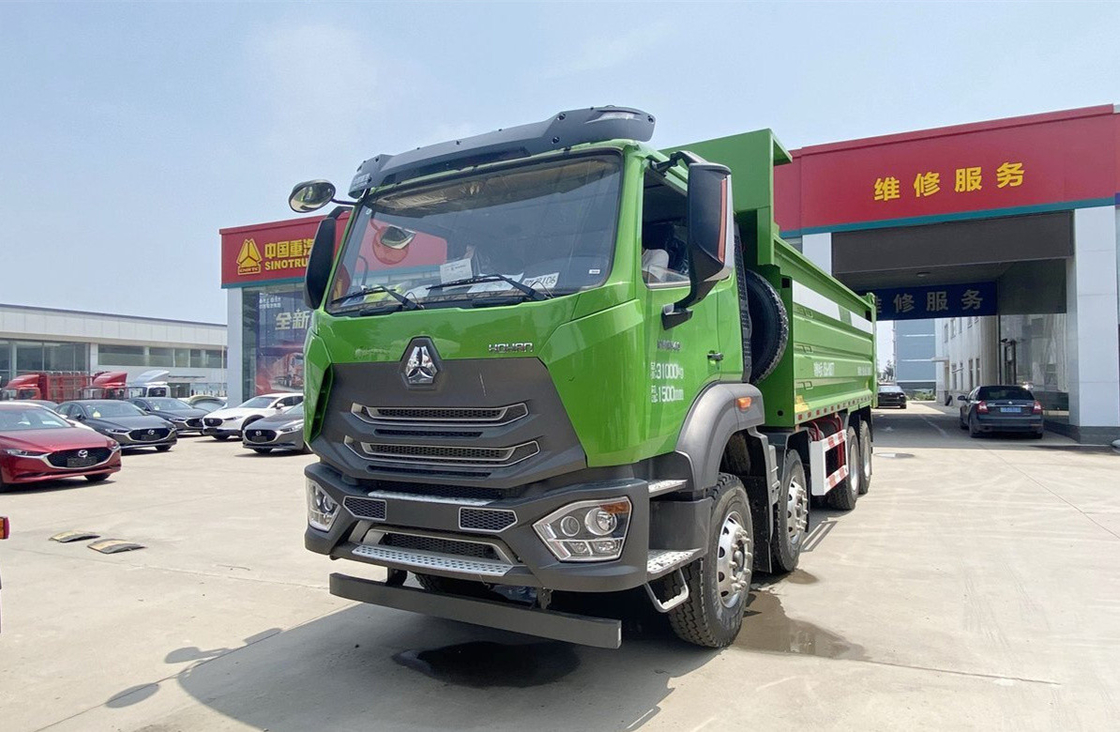 Howo 8x4 Τρακ 340hp Αστικές κατασκευές Μεταφορά αποβλήτων 12 τροχών Φελλός άνοιγμα