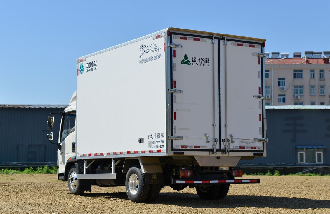 Αγορά ψυγείο φορτηγό Sinotruck Howo 4 * 2 μονό άξονα ψυγείο φορτηγό φορτηγάκι κουτί 20 κυβικά