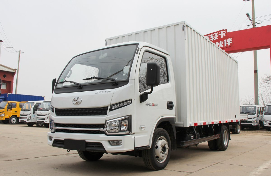 Βαν φορτηγό SAIC Μίνι φορτηγό 13,5m3 Box Single Cab Leaf Spring Diesel Engine Για την Αφρική