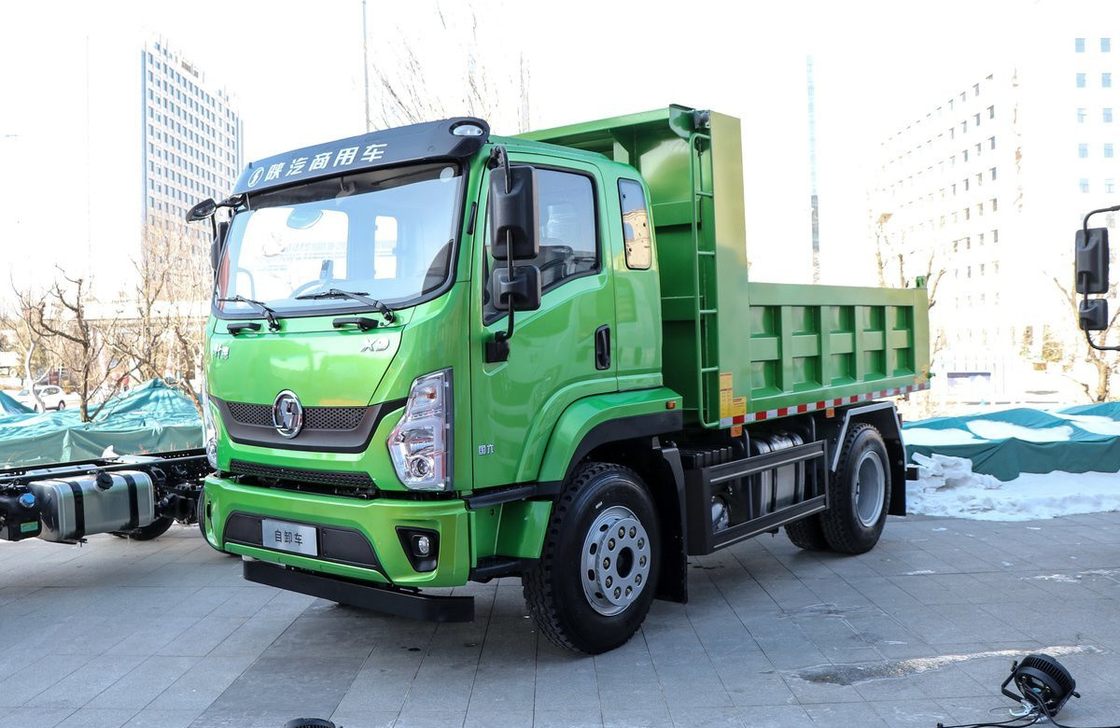 8 τόνων Μικρό φορτηγό για πώληση Shacman Tipper 3,75 μέτρα Box Single Axle 200L πετρελαϊκό δεξαμενόπλοιο