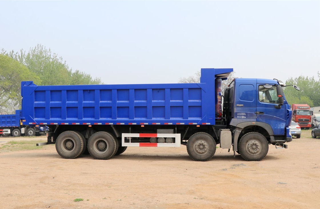 Το φορτηγό Howo Tipper 12 ελαστικά Howo T7 Dumper Leaf Spring 440hp 30-50 τόνων ωφέλιμο φορτίο παχύτερο κουτί