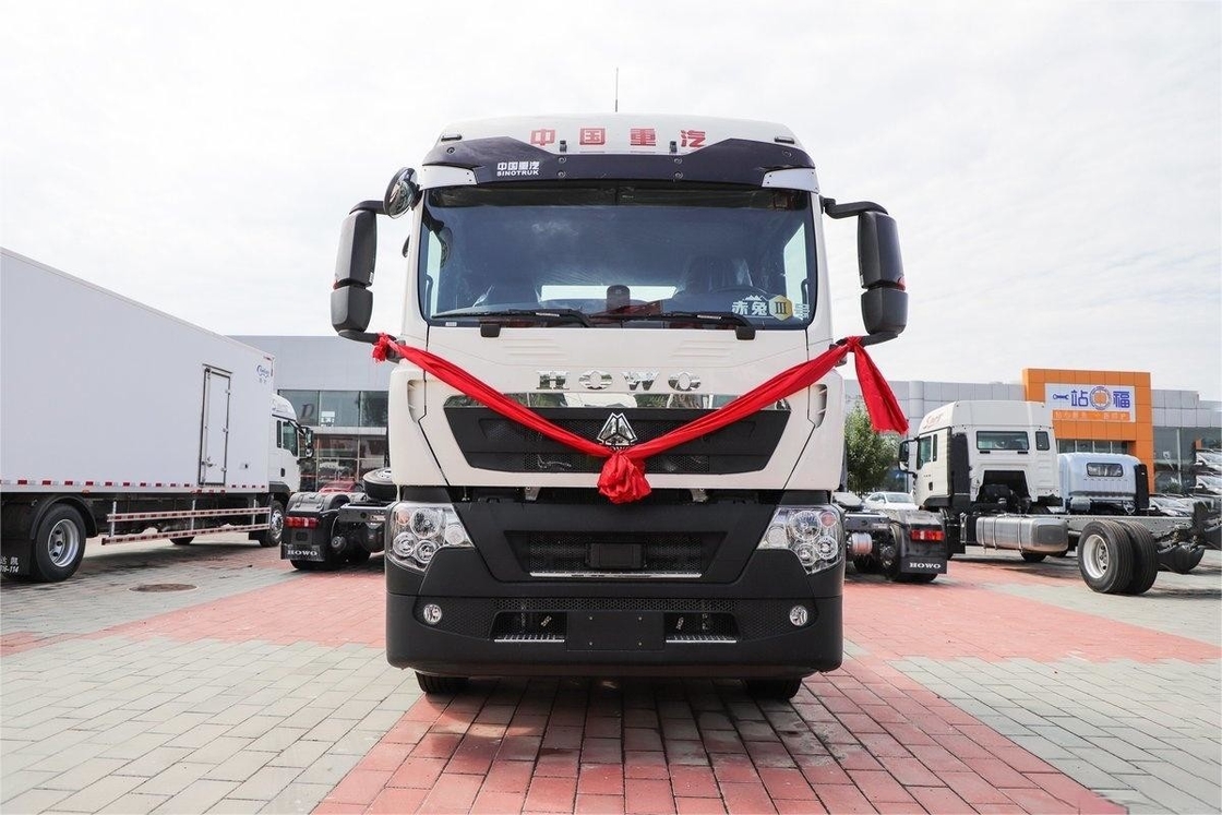 Τρακτέρ Howo 12Gear 6*4 Δέκα ελαστικά 460 hp 6 κύλινδρος κινητήρας ντίζελ μονό σειρά Semi