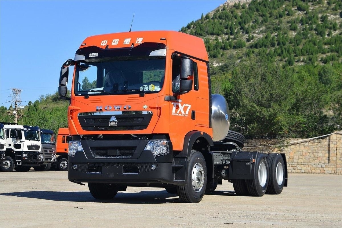480HP HOWO Τρακτέρ Εθνικό VI Πρότυπο εκπομπών Δεφλέκτης πίσω διπλός άξονας ΥΦΑ
