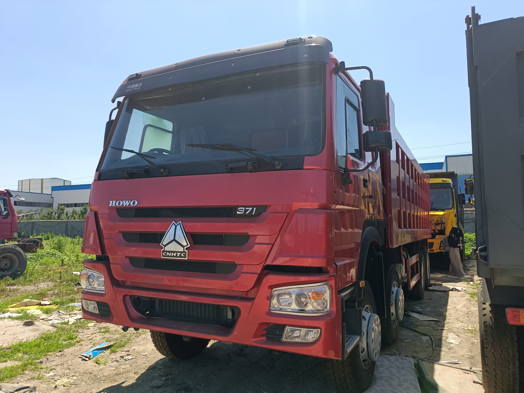 Σινο Truck χειροκίνητο κιβώτιο ταχυτήτων Howo Tipper Truck 12 τροχούς Euro 3 RHD Μία σειρά και κοιμιστήρα