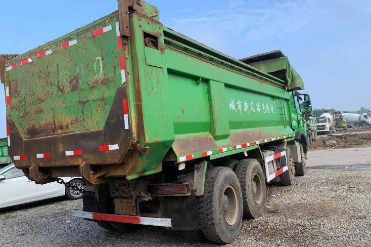 Σινο Truck Dump 8×4 Howo TX7 Tipper 2020 Έτος Weichai 400hp Ενίσχυρος κινητήρας 50 τόνων ωφέλιμο φορτίο
