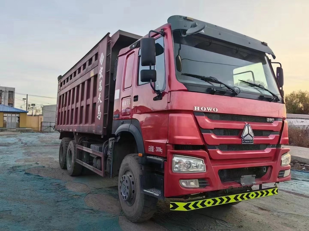 Σινο Truck Howo 6x4 Euro 3 Χρήση εκπομπών στην Αφρική 2019 Πραγματικό έτος Howo Dump Truck Mining