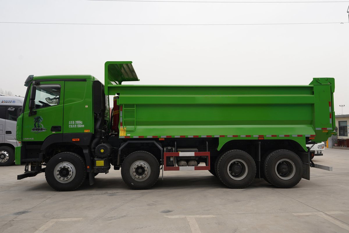Φωτόν Auman GTL Dump Truck 490HP 8X4 AMT 12 ταχύτητες Αυτοματοποιημένο 6.8m πίσω απορρίπτονται 360 μοίρες απεικόνιση
