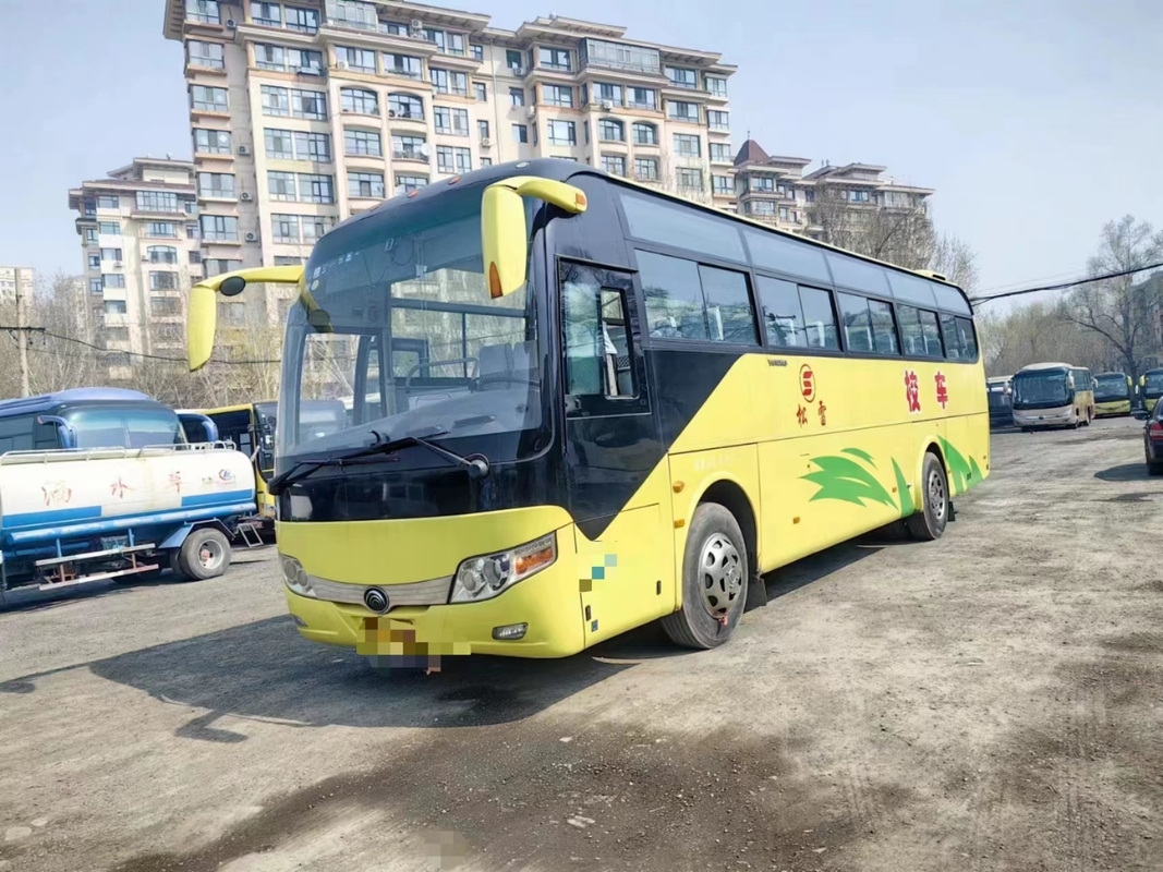 2ο Χρησιμοποιημένο λεωφορείο Yutong ZK6107 Λεωφορείο αρχικό 2 + 3 θέσεις Διαμόρφωση 60 θέσεων Φελλός άνοιγμα A / C