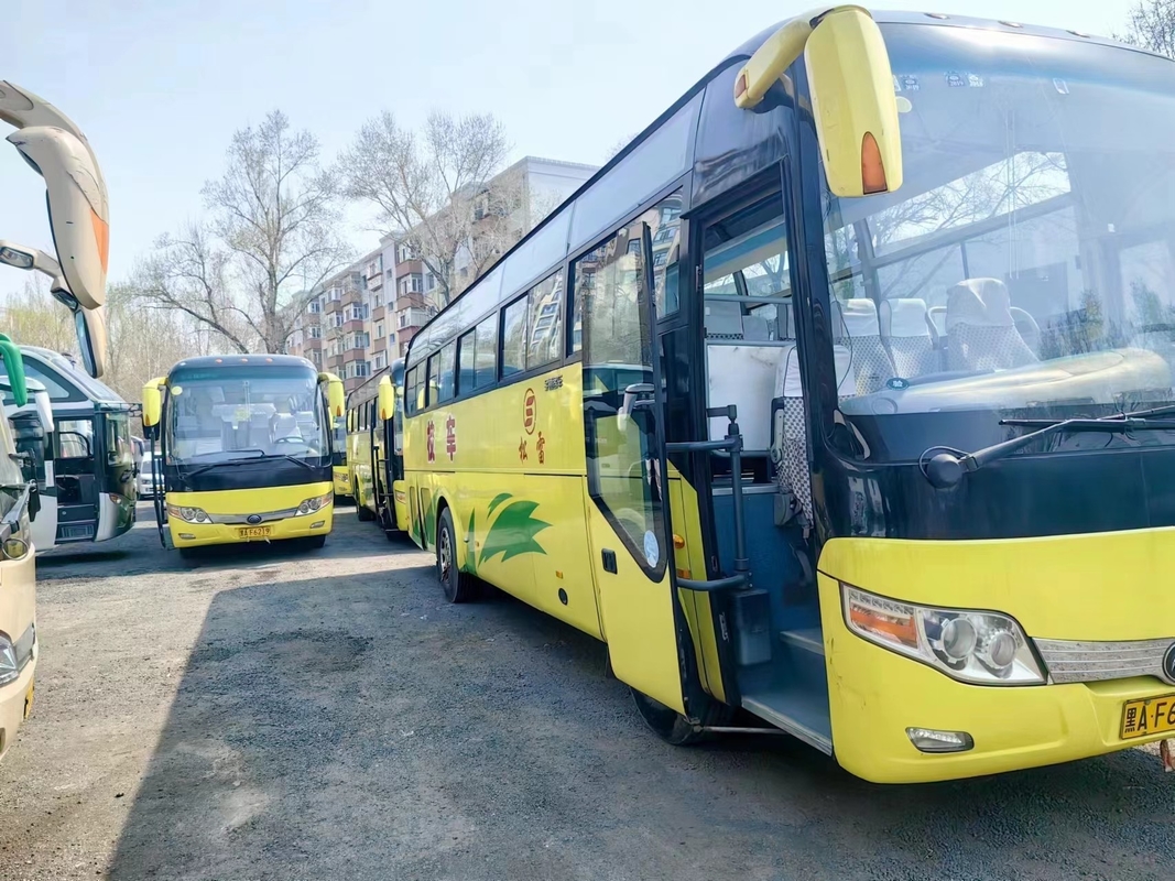 2ο Χρησιμοποιημένο λεωφορείο Yutong ZK6107 Λεωφορείο αρχικό 2 + 3 θέσεις Διαμόρφωση 60 θέσεων Φελλός άνοιγμα A / C