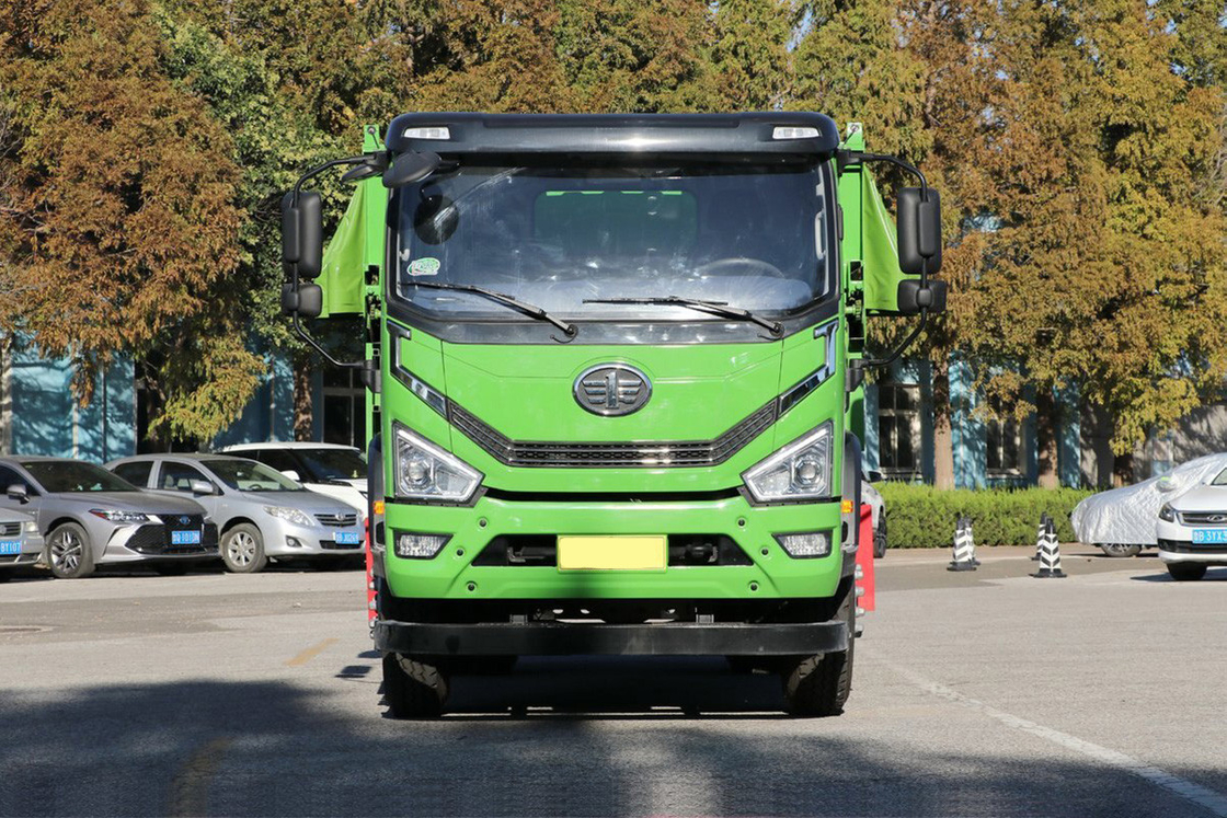 Τσινγκτάο Τζιφάνγκ Τρακ Τάιγκερ 6G 200HP 10 ταχυτήτων ντίζελ 1 σειρά και μισή καμπίνα 4X2 4m