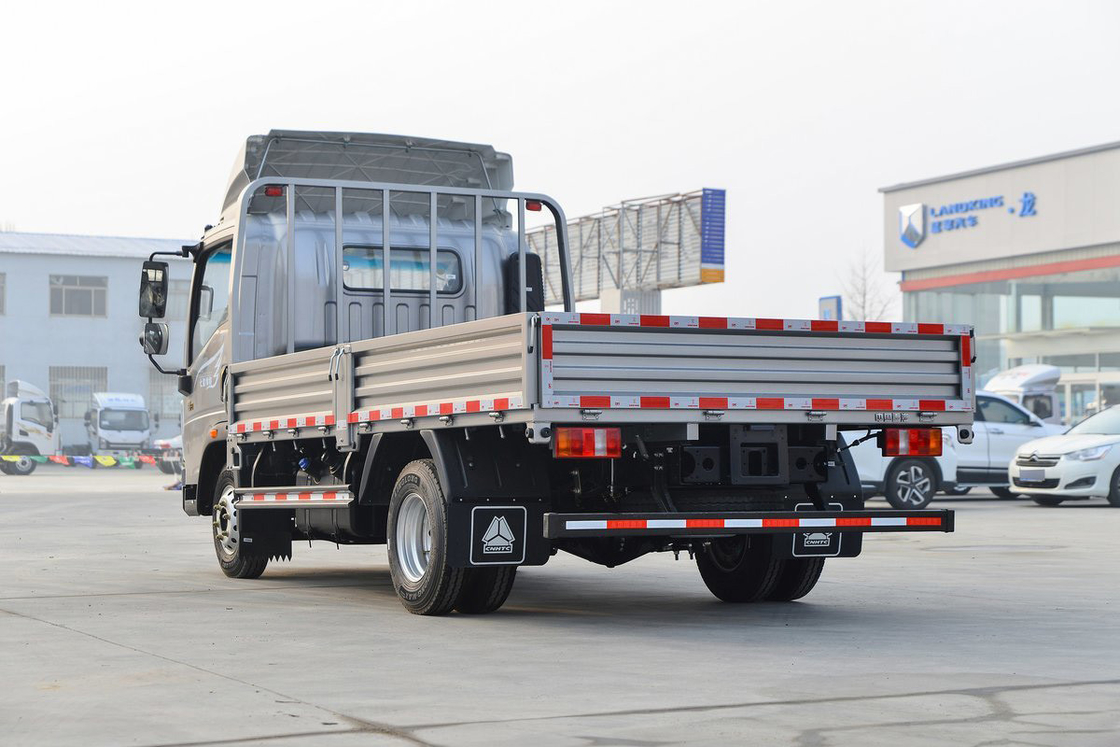 Sinotruk Howo ελαφρύ φορτηγό Titan σειρά 150HP 4.15m μονό σειρά φράχτη Ασημένιο σώμα μονό σειρά καθίσματα
