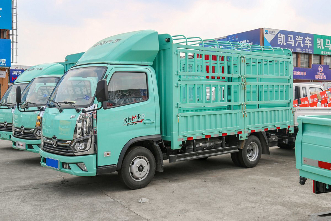 Μίνι φορτηγό Foton Auman 2.0L 127HP CNG 3.815m High Roof Deflector Fence Φορτηγό απορροφητικά καθίσματα
