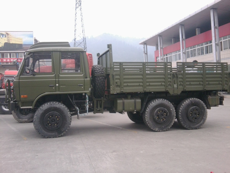 20 τόνων φορτηγό εκτός δρόμου 6*6 Olive Green Dongfeng Tianjin Flatbed Truck Μηχανή Cummins