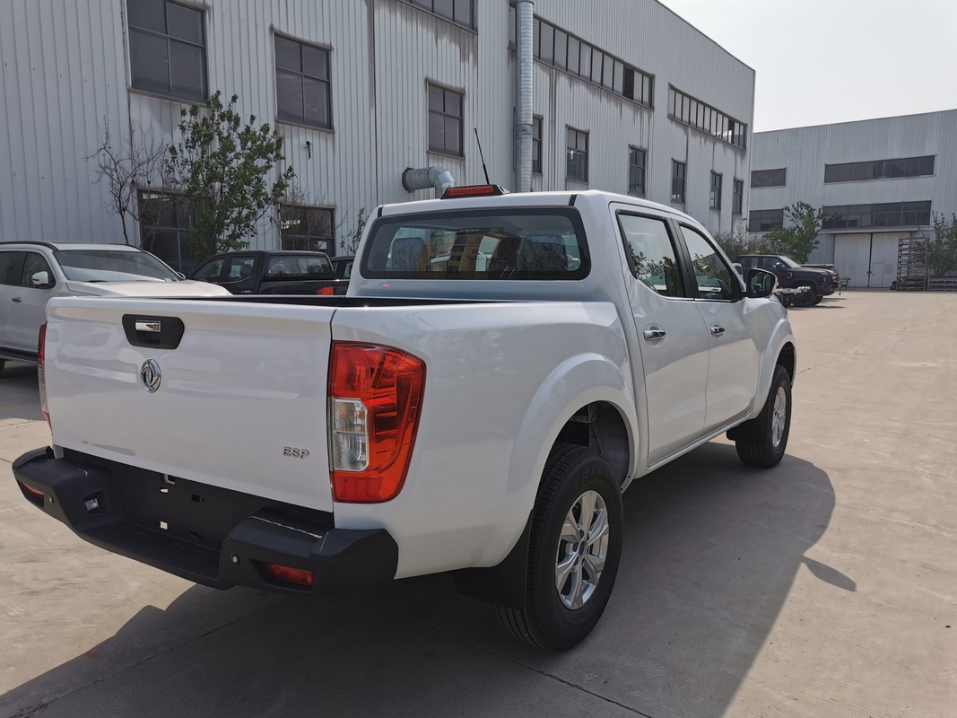 Μικρό 4x4 Pickup China Dongfeng Rich 7 αυτόματη μετάδοση 8 ταχυτήτων 5 θέσεις Κακή οδήγηση