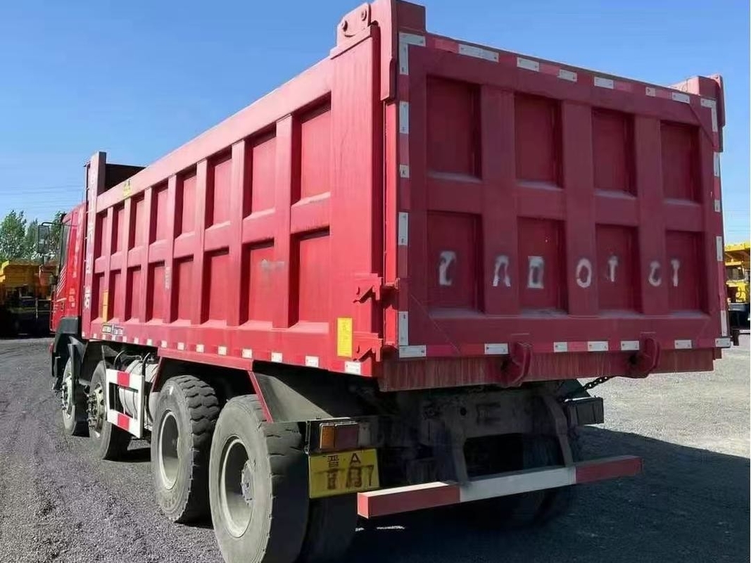 Κίνα Χρησιμοποιούμενα φορτηγά βαρύ SAIC Hongyan Dump Truck 8×4 Iveco Truck Τεχνολογία Αριστερό τιμόνι 390hp