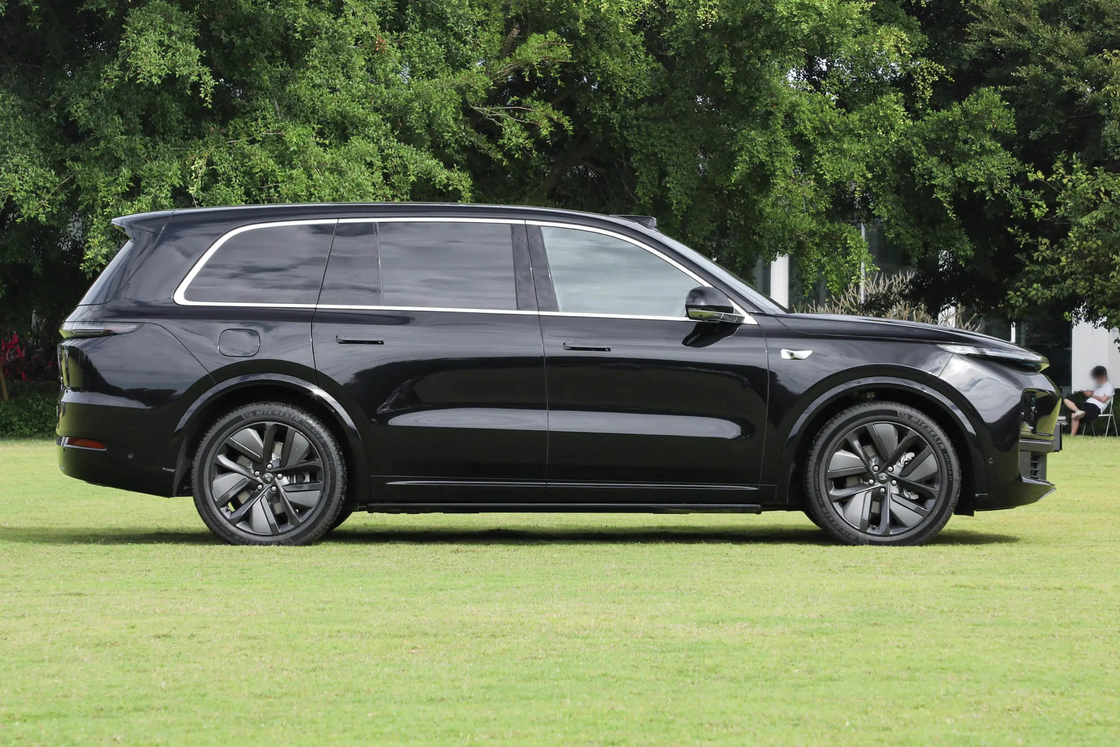 SUV με εκτετατή εμβέλειας Li Auto Models L9 Ultral 1.5T Εμβέλεια κρουαζιέρας 1000 χλμ.
