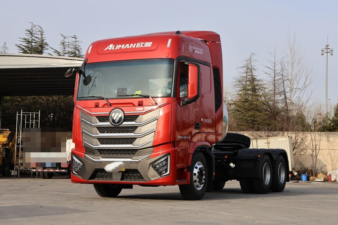 Χρησιμοποιούμενο Foton Auman 6X4 Τρακτέρ Κεφαλή φορτηγού GTL6 10 Ελαστικά Για Μεταφορά Μακρινών Αποστάσεων Μηχανή LNG 530hp