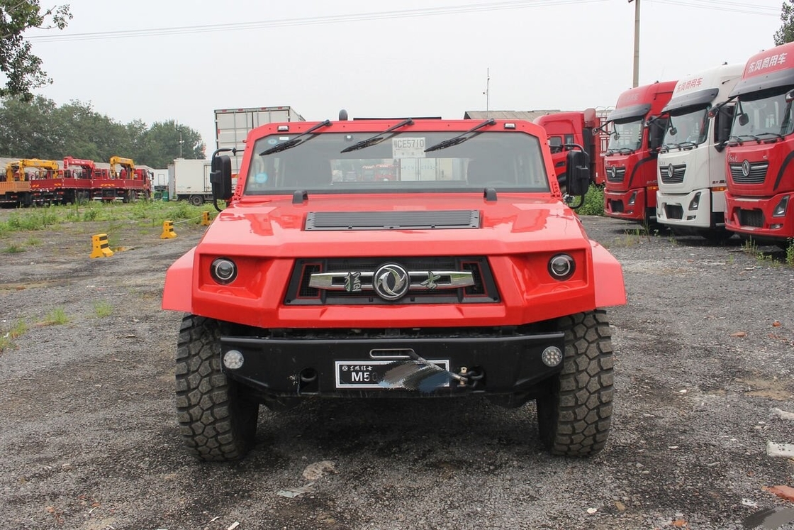 Ντόνγκφενγκ Γουόριερ Off-Road Pickup Κόκκινο 3800mm τροχοπέδης Cummins κινητήρας 4WD Heavy-Duty Performance