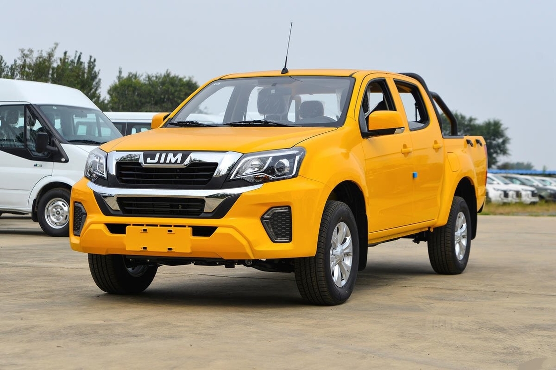 Isuzu Μεγάλη τροχιά διπλή καμπίνα φορτηγό φορτηγό Μεγάλο φορτηγό κρεβάτι 2WD πίσω κίνηση χειροκίνητο κιβώτιο ταχυτήτων