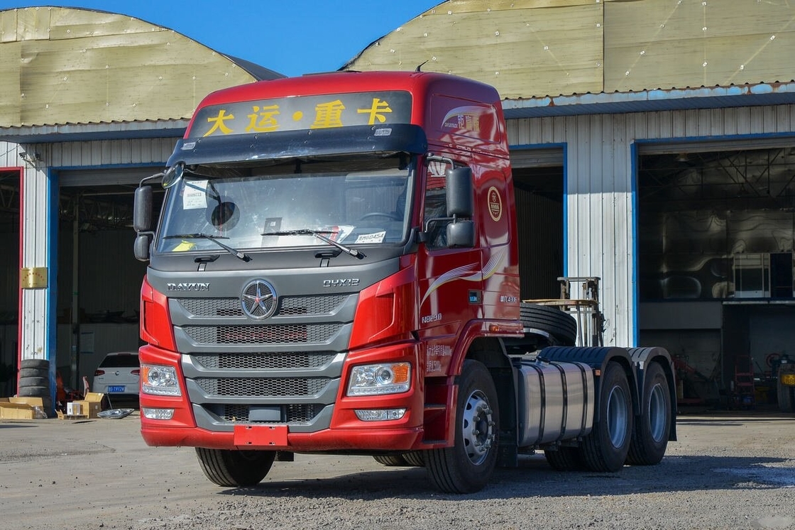 Μεταχειρισμένο Τράκτορας Dayun N8E 6*4 Drive Mode 430hp Βαρέως Τύπου Μεταφοράς Μεγάλων Αποστάσεων Οδικής Βοήθειας