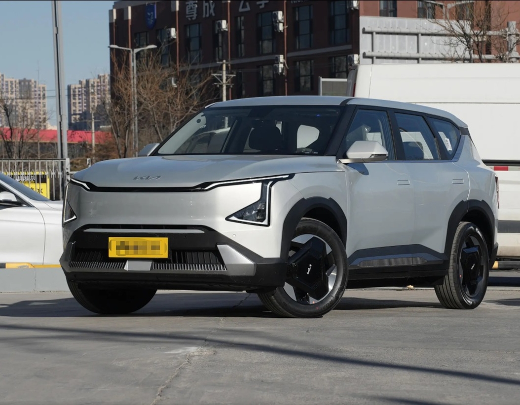 Νέο Kia 2025 Έτους 2 WD Ηλεκτρικό Αυτοκίνητο Ανθεκτικό Ισχυρό Ιδανικό Αυτοκίνητο για την Αγορά της Μέσης Ανατολής
