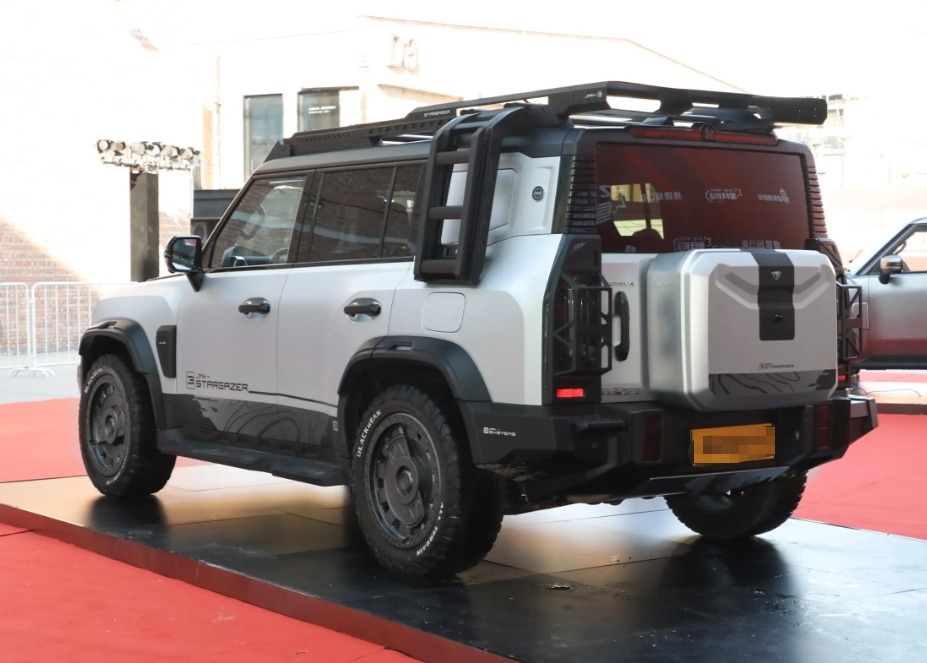 Νέο Sliver Dragon Wing 2024 Έτος 4WD Βενζινοκίνητο Βιώσιμο Δυνατό Ιδανικό Αυτοκίνητο Με Προσαρμοσμένο Χρώμα