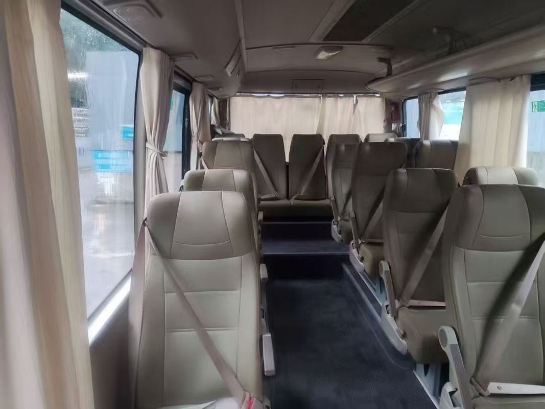 ZK6729D63 Μεταχειρισμένο Λεωφορείο Επιβατών Yutong 10-23 θέσεων Μονόθυρο Αριστεροτίμονο Πολυτελές Λεωφορείο