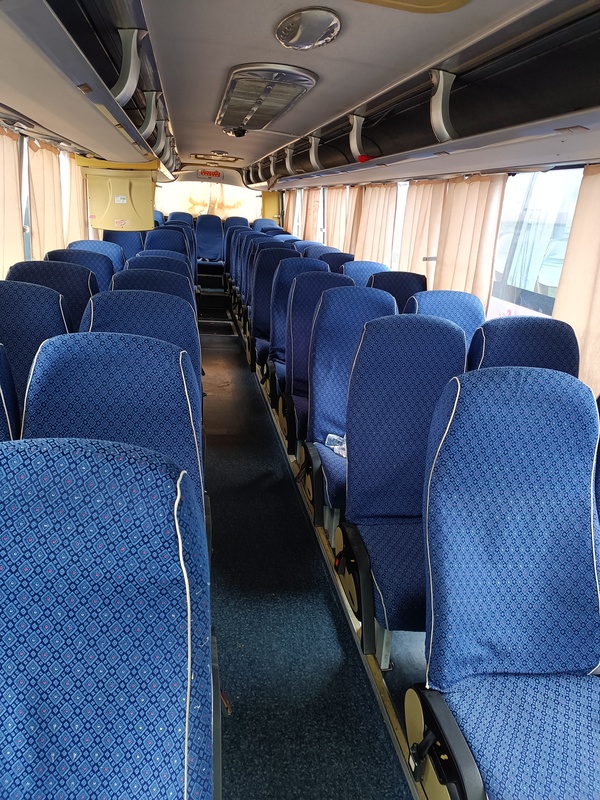 Μεταχειρισμένο λεωφορείο Yutong 55 θέσεων, μεταχειρισμένο, για εκκλησία, υπεραστικά, αεροδρόμιο, σχολείο, μεταφορά επιβατών, διασύνδεση πόλεων