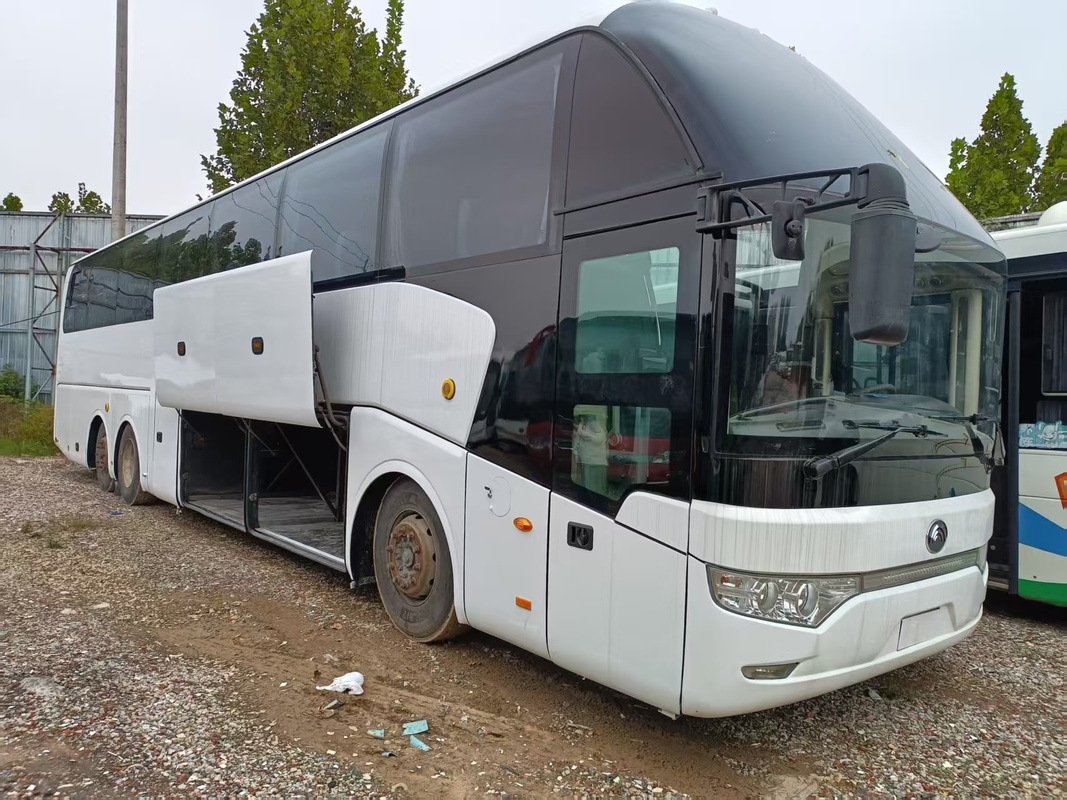 Μεταχειρισμένο Διπλό Διφ Yutong Coach Bus 55 Θέσεων Μεταχειρισμένο Εκκλησία Intercity Airport School Cummuter Interurban Λεωφορεία