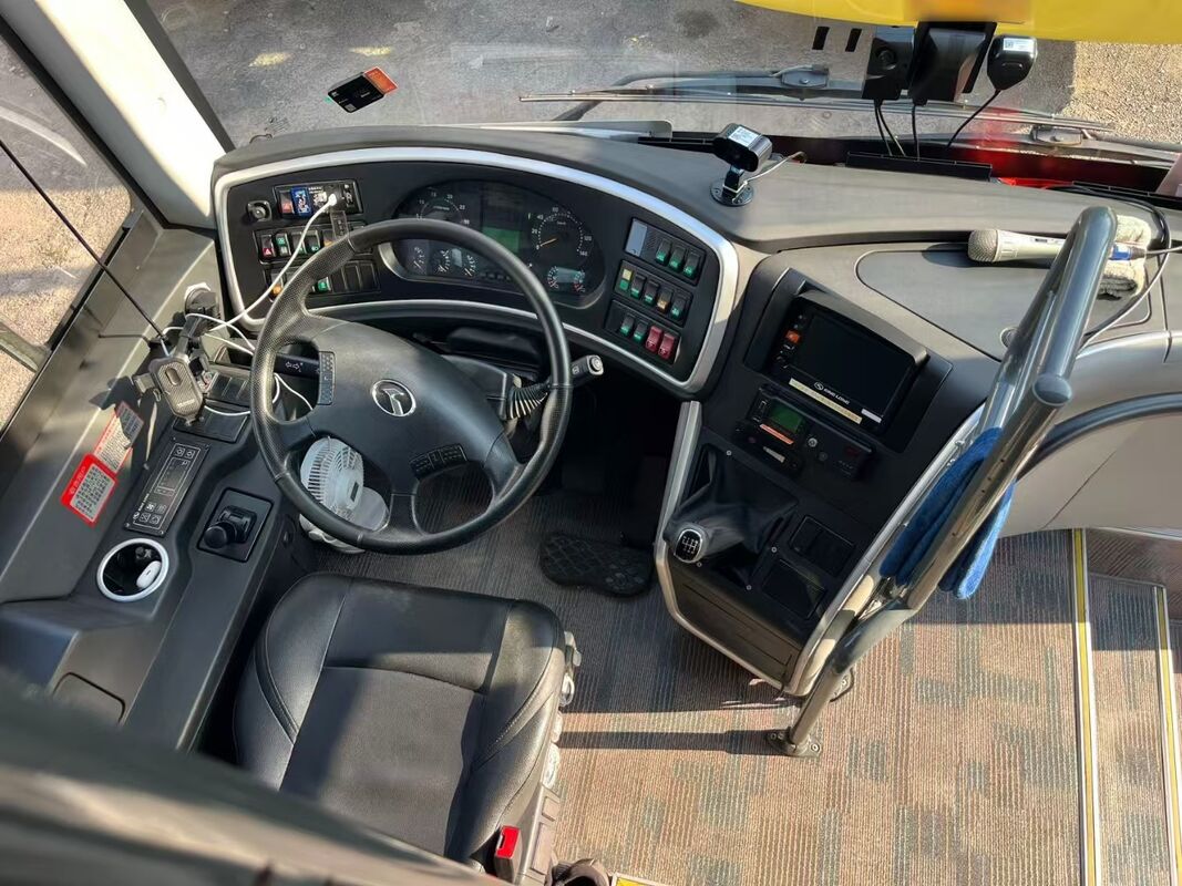 Χρησιμοποιούμενο Ντίζελ Κίνγκλονγκ λεωφορείο 50 θέσεων πολυτελή Leafspring Weichai Μηχανολογική Σχολή Τουρισμός Διαμεσοπολιτισμικό λεωφορείο