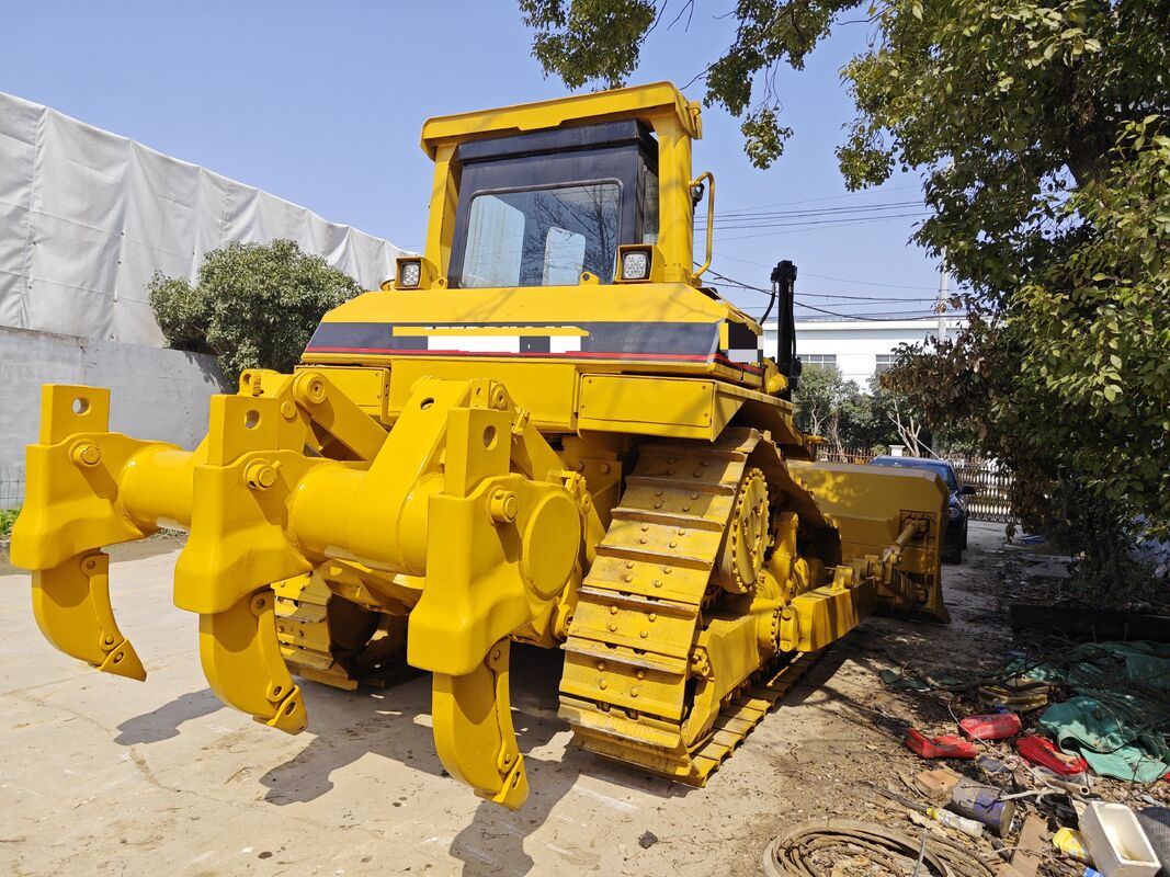 Νέα άφιξη Χρησιμοποιούμενη Κινέζικη μάρκα ρυμουλκούμενης μπουλντόζερ Κουβάς χωρητικότητας 37,77 τόνους σε άριστη κατάσταση Δυναμικότητα 245 KW 14,6 L Για κατασκευή σε άριστη κατάσταση