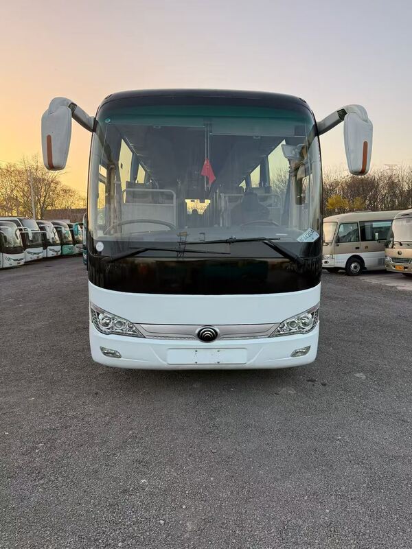 Μεταχειρισμένα Πολυτελή Λεωφορεία Yutong Zk6119 Yuchai 330hp Φύλλα Σούστας 50 Θέσεις Πολυτελής Μεταφορά με Κλιματισμό για Τουρισμό ή Μεγάλες Αποστάσεις