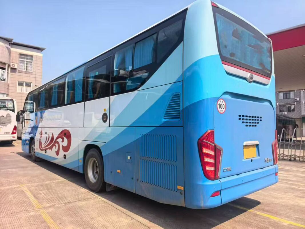Χρησιμοποιούμενα λεωφορεία Yutong Zk6128 Weichai 375hp Euro 5 Leaf Spring 48 θέσεις Λούξ Μεταφορά με κλιματισμό για μεταφορά ή μεγάλη απόσταση