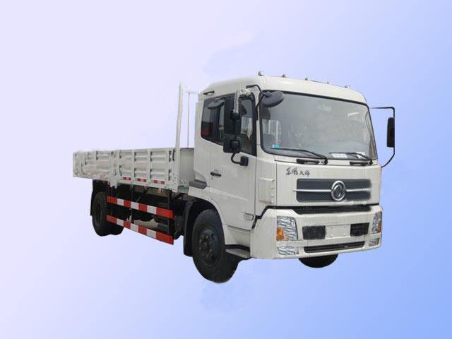 20 τύπος 5000mm καυσίμων diesel τρόπου Drive φορτηγών 4x2 από δεύτερο χέρι τόνου Wheelbase