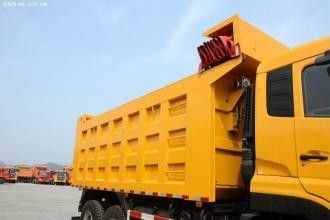 DONGFENG χρησιμοποιημένο εμπορικό σήμα φορτηγό απορρίψεων 85 ανώτατη ταχύτητα Km/H με τη μηχανή B210 33