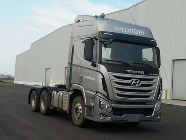 6*4 χρησιμοποιημένο φορτηγό 440hp τρακτέρ Drive τρόπος με τα ευρο- πρότυπα εκπομπής Β