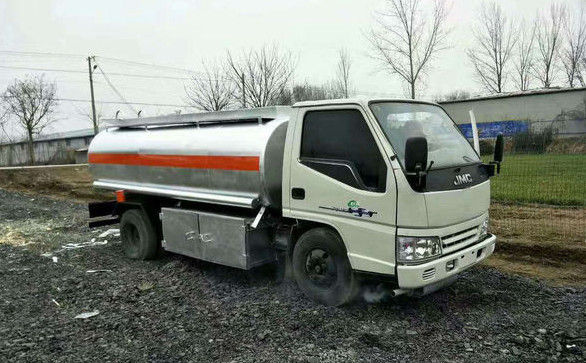 2014 χρησιμοποιημένος έτος τύπος καυσίμων diesel πετρελαιοφόρων 5 τόνοι - 16 τόνοι που φορτώνουν την ικανότητα