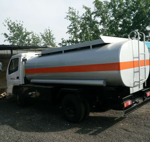 2014 χρησιμοποιημένος έτος τύπος καυσίμων diesel πετρελαιοφόρων 5 τόνοι - 16 τόνοι που φορτώνουν την ικανότητα