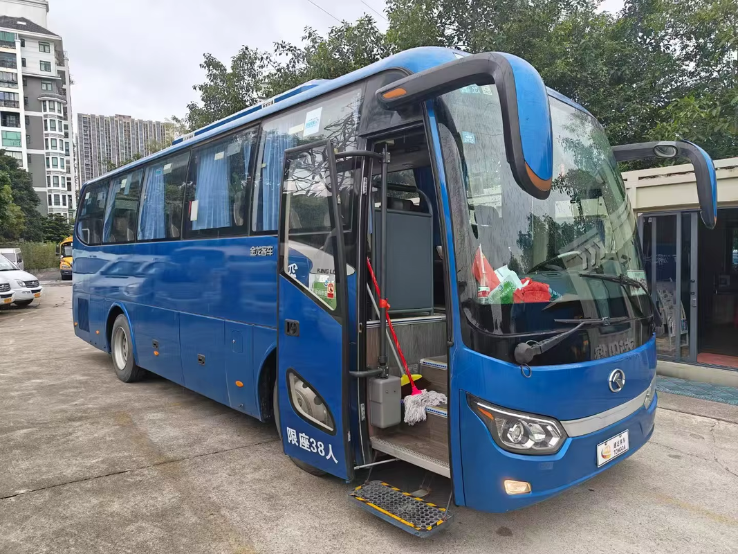 Μεταχειρισμένο XMQ6898 Πιστοποιημένο, μεταχειρισμένο λεωφορείο 38 θέσεων LHD Καλοσυντηρημένο και οικονομικά αποδοτικό λεωφορείο