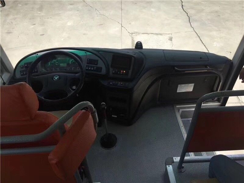 280hp ΕΥΡΟ- IV χρησιμοποιημένο εμπορικό σήμα τουριστηκών λεωφορείων FOTON για τη μεταφορά επιβατών