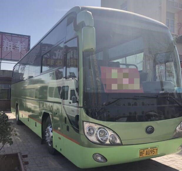 Αμοιβαία χρησιμοποιημένα λεωφορεία Zk 6107 Yutong πρότυπο προαιρετικό χρώμα 55 καθισμάτων
