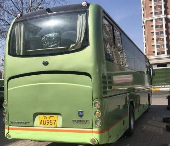 Αμοιβαία χρησιμοποιημένα λεωφορεία Zk 6107 Yutong πρότυπο προαιρετικό χρώμα 55 καθισμάτων