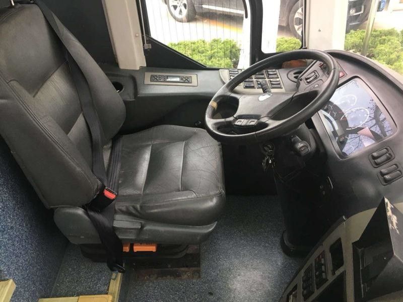 Υψηλότερο κόκκινο ταξίδι 55 καθισμάτων χρησιμοποιούμενο αριστερό έτος οδήγησης 2013 diesel λεωφορείων KLQ6147 επιβατών