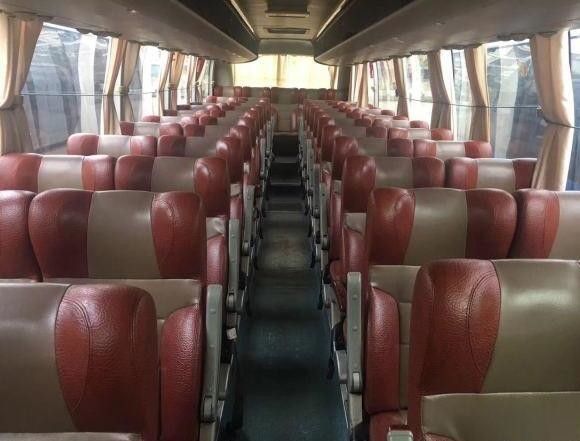 Η χρησιμοποιημένη Daewoo 6127 πρότυπο 55 λεωφορείο 294 λεωφορείων καθισμάτων υψηλή επίδοση έτους KW 2010
